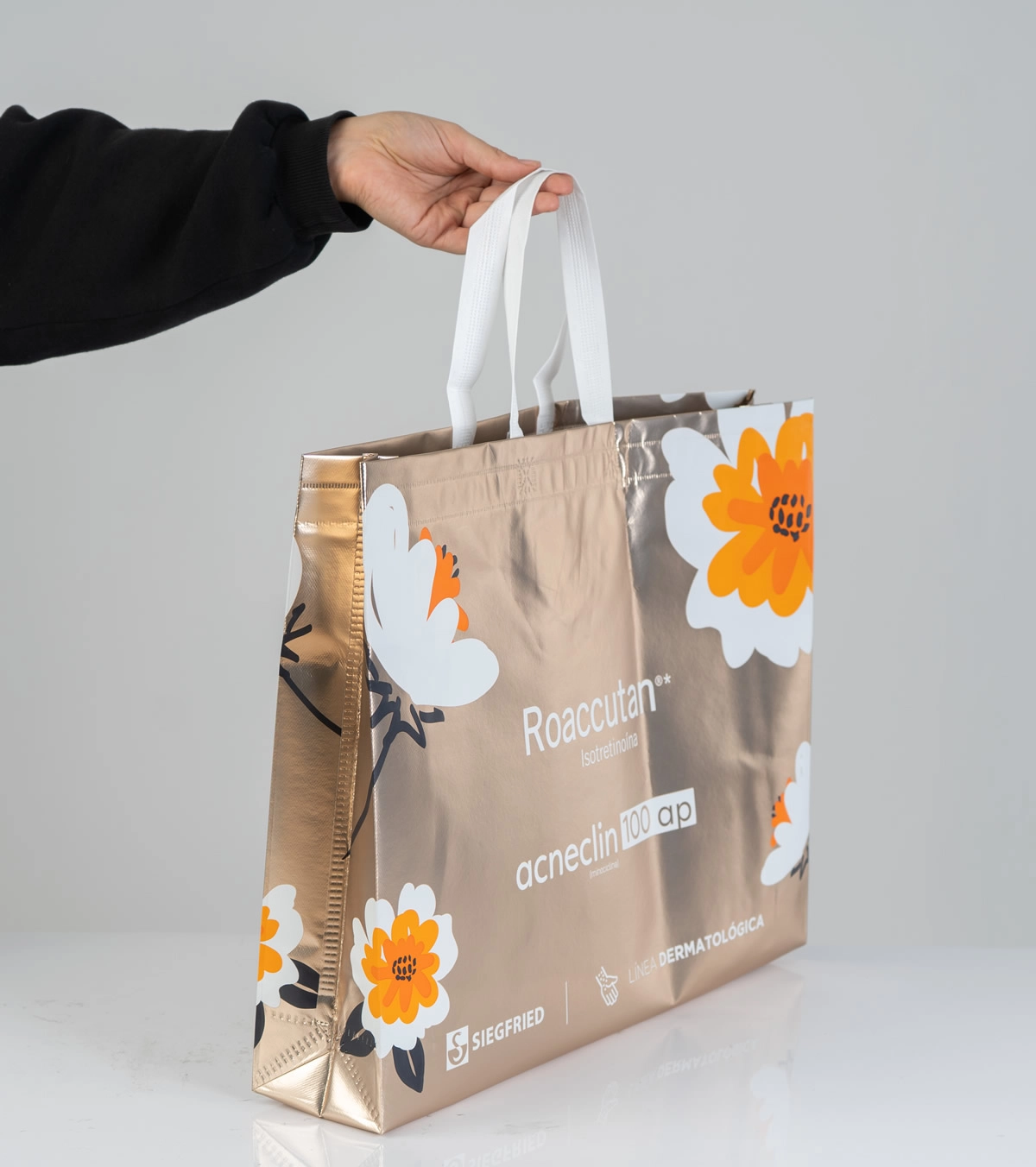 Bolsa con fuelles laterales e inferiores de friselina